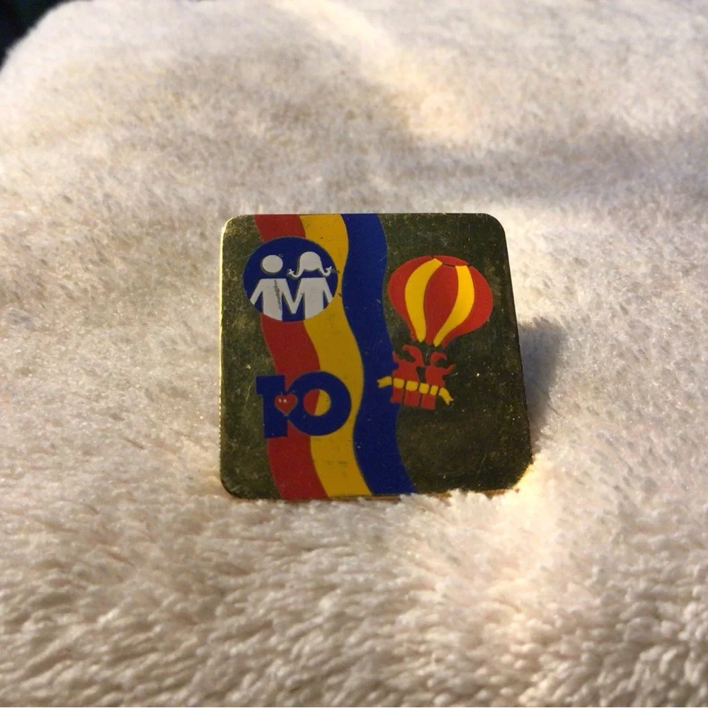 Kids Colorful Hot Air Balloon Gold-Tone Square Pin